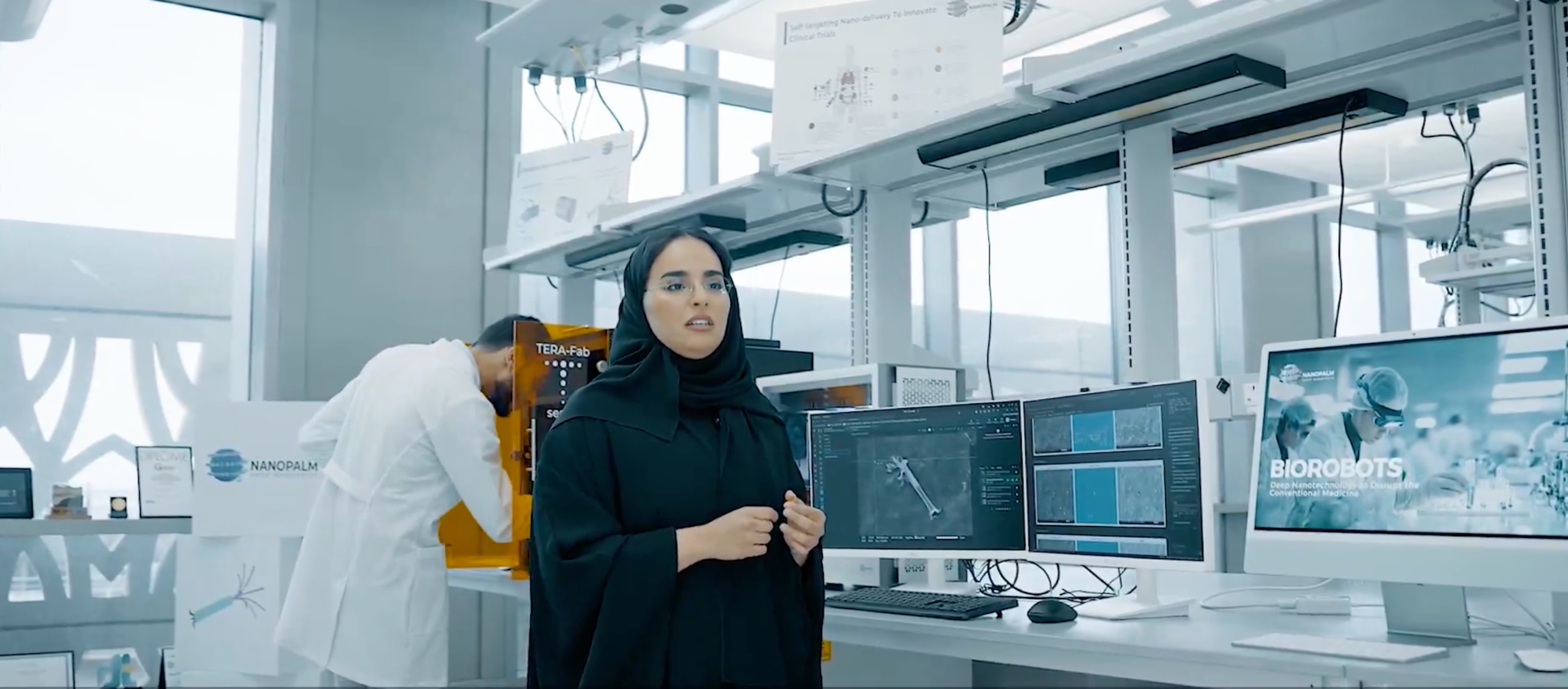 NanoPalm researcher in the laboratory